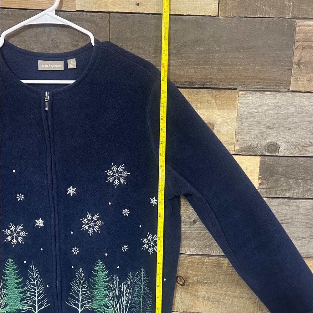 Croft & Barrow Fleece Navy Zip Up Jacket Christmas Theme Trees/Snowflakes Large - Picture 10 of 10